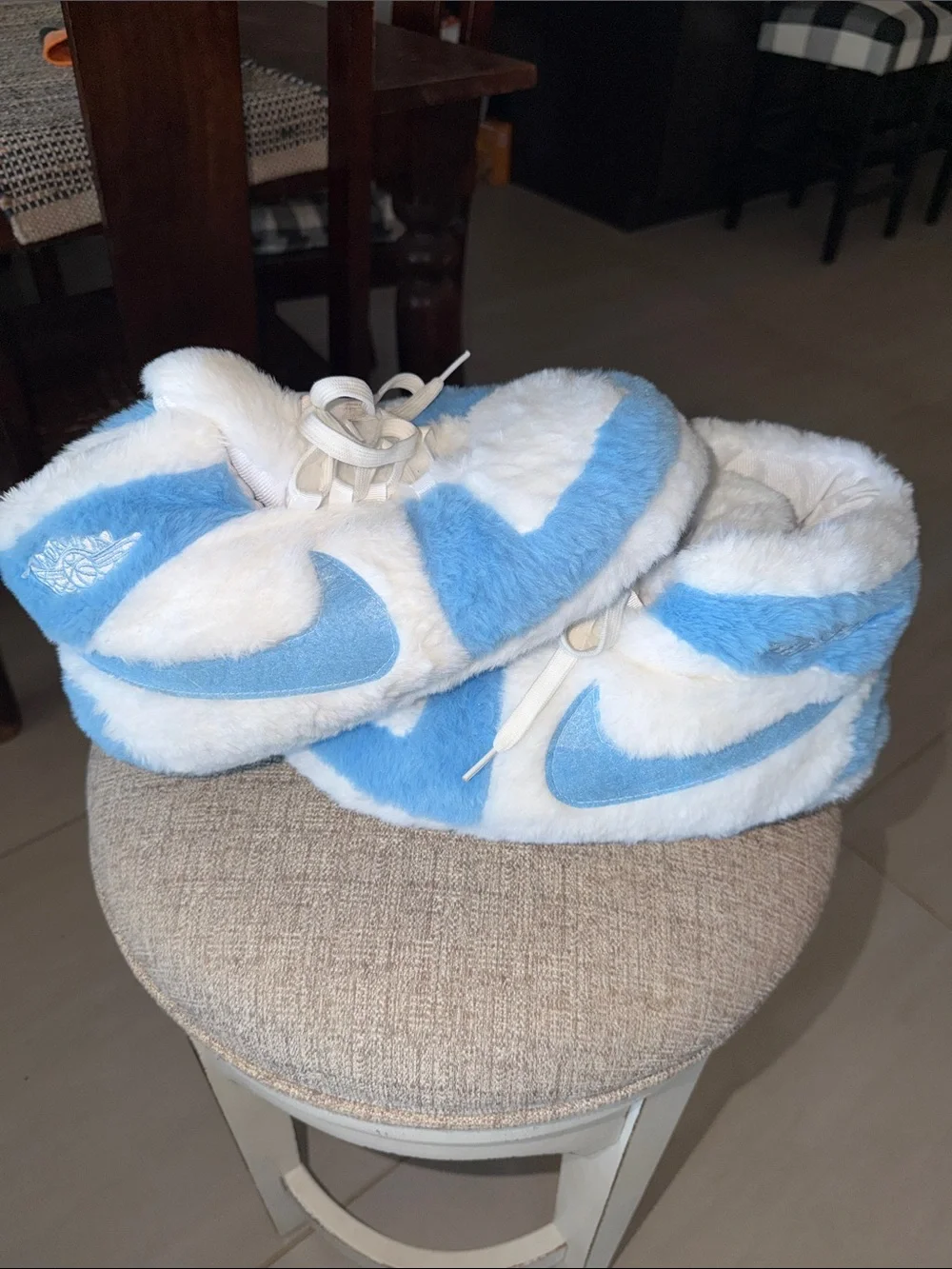 Air Jordan Nike Plush Slippers in University Blue and White
